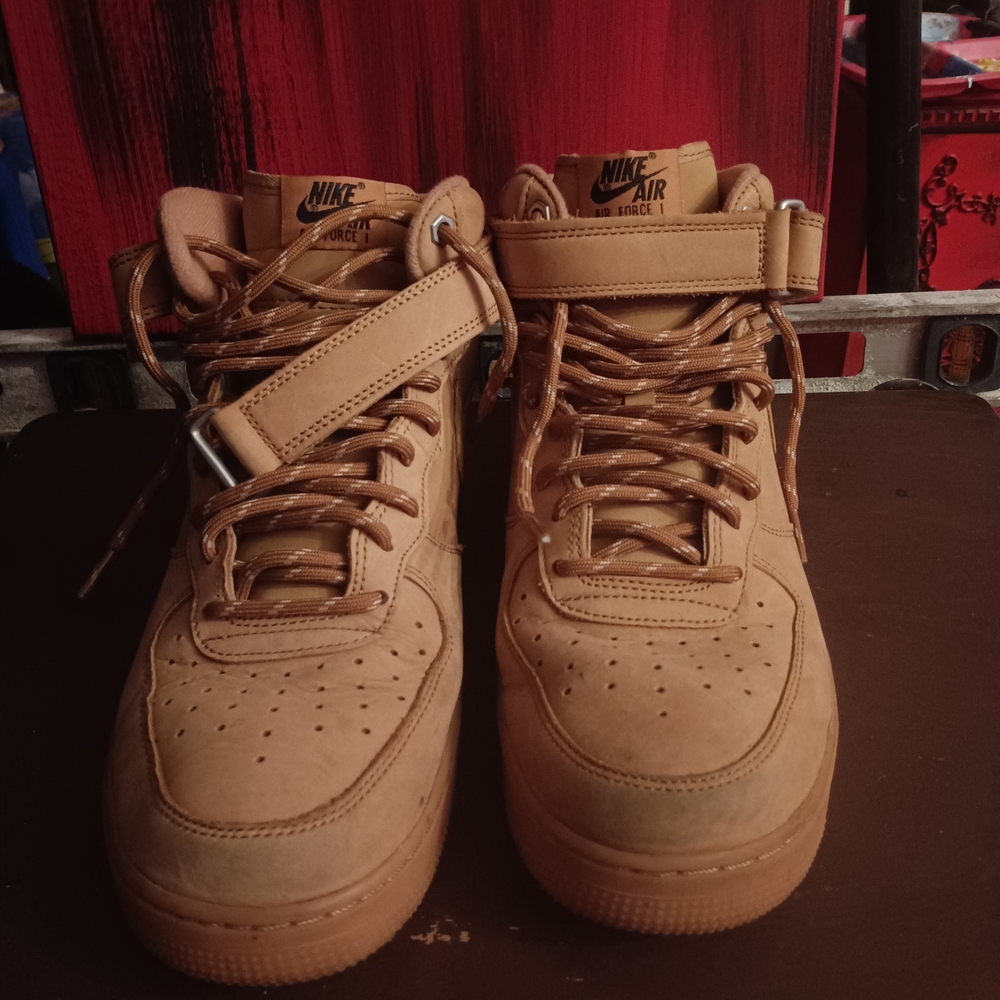 Nike Air Force 1 High Top Sneakers